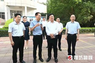 团队篮球！篮网半场九人轮换全部得分&领先掘金2分